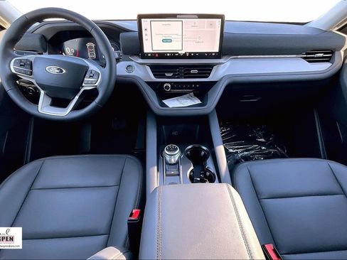 New 2026 Ford Explorer Active w/ Active Comfort Package RWD image 5