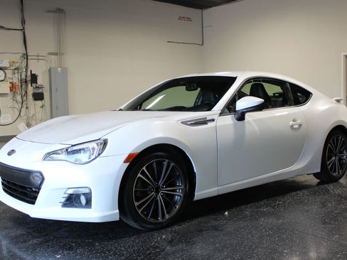 Used 2015 Subaru BRZ Limited w/ Popular Package #1B RWD image 6
