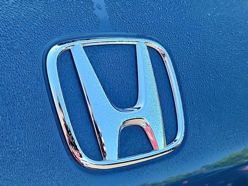 Certified 2024 Honda HR-V Sport image 3