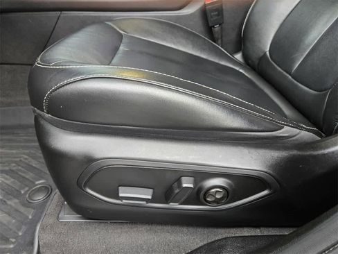 Used 2021 Jeep Grand Cherokee L Limited image 16