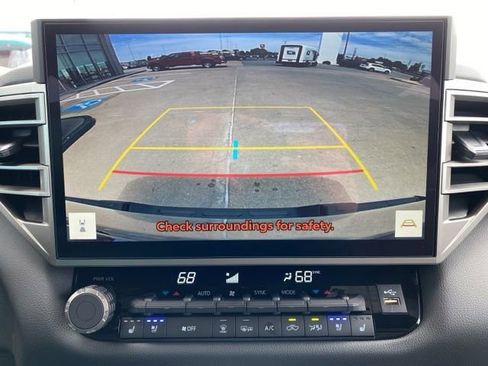 New 2026 Toyota Tundra Limited AWD/4WD image 8
