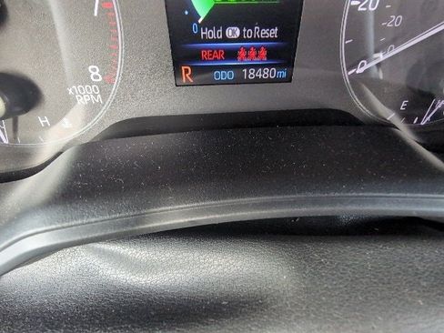 Used 2025 Toyota Corolla LE image 14