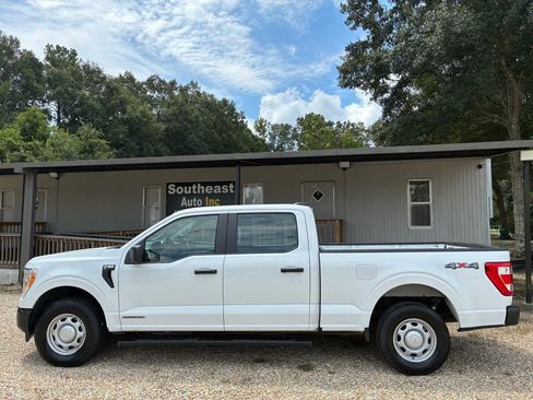 Used 2022 Ford F150 XL w/ Trailer Tow Package image 8