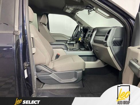 Used 2022 Ford F250 XLT w/ XLT Premium Package AWD/4WD image 27