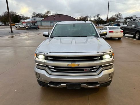 Used 2017 Chevrolet Silverado 1500 LTZ Z71 w/ LTZ Plus Package image 10