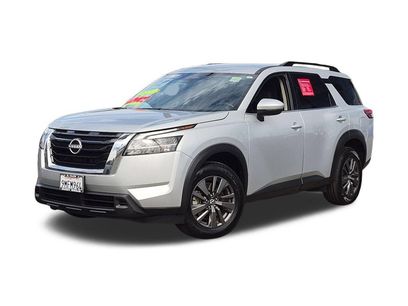 Certified 2022 Nissan Pathfinder SV