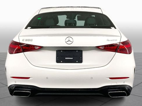 Used 2025 Mercedes-Benz C 300 4MATIC Sedan image 5