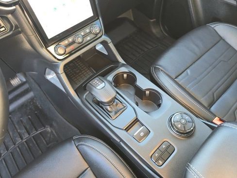 Used 2024 Ford Ranger Lariat w/ Advanced Towing Package image 21