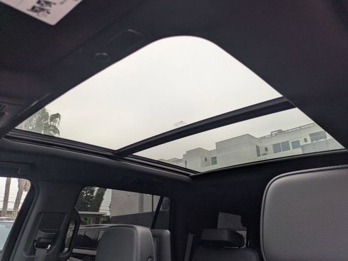 Used 2021 GMC Yukon Denali w/ Denali Ultimate Package image 22