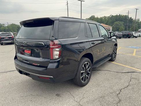 Used 2022 Chevrolet Tahoe RST w/ Luxury Package AWD/4WD image 6