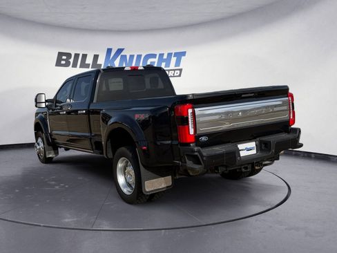 Used 2024 Ford F450 Limited w/ FX4 Off-Road Package image 3