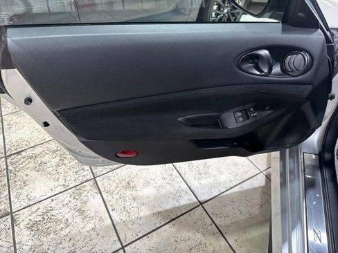 Used 2024 Nissan Z Sport w/ Floor Mat Package image 17