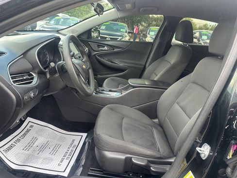 Used 2017 Chevrolet Malibu LS image 10