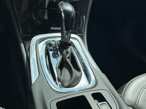 Used 2016 Buick Regal FWD image 14