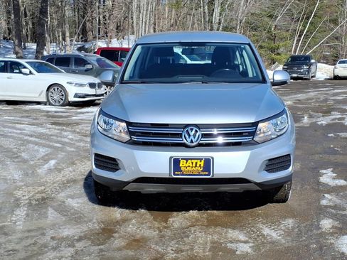 Used 2014 Volkswagen Tiguan S image 3