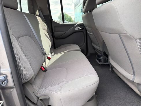 Used 2019 Nissan Frontier SV AWD/4WD image 14