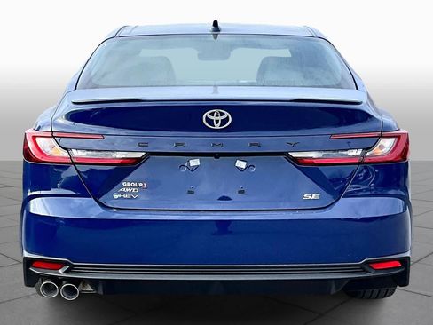 New 2026 Toyota Camry SE image 4