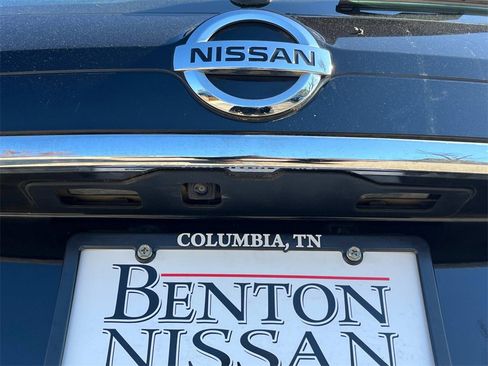 Used 2018 Nissan Rogue S image 14