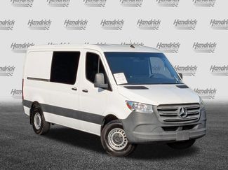 Used 2022 Mercedes-Benz Sprinter 2500 video 2