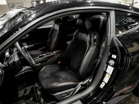 Used 2022 Ford Mustang GT Premium w/ Equipment Group 401A RWD image 26