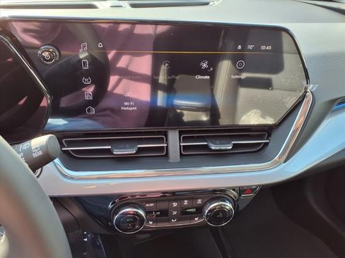 New 2026 Chevrolet Trax LT w/ Driver Confidence Package image 10