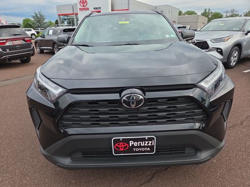 Certified 2025 Toyota RAV4 LE AWD/4WD image 8