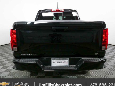 Used 2024 Chevrolet Colorado LT w/ LT Convenience Package RWD image 23