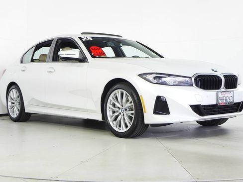 Used 2023 BMW 330i Sedan w/ Driving Assistance Package RWD image 4