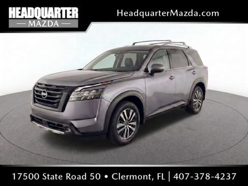 Used 2023 Nissan Pathfinder SL w/ Black Appearance Package FWD image 1