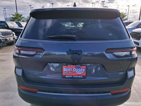 New 2026 Jeep Grand Cherokee L 2WD image 6
