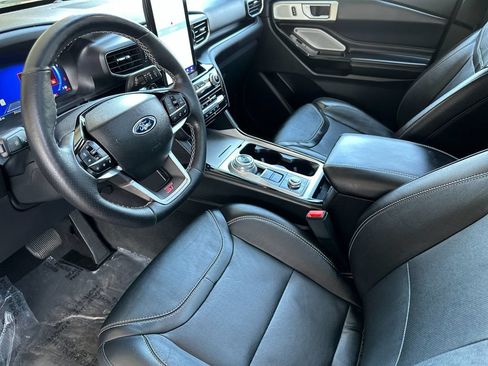 Certified 2023 Ford Explorer ST w/ Equipment Group 401A AWD/4WD image 9