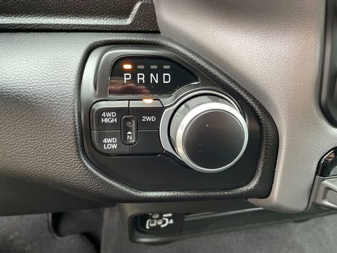 Used 2024 RAM 2500 Big Horn w/ Bed Utility Group image 38