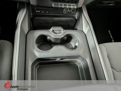 Used 2019 RAM 1500 Big Horn AWD/4WD image 23