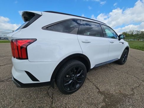 Used 2022 Kia Sorento SX AWD/4WD image 3