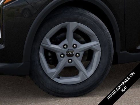 New 2025 Kia K4 LXS image 9