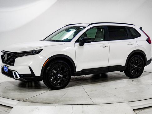 Used 2026 Honda CR-V Sport Touring image 4