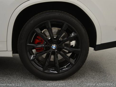 Used 2025 BMW X4 M40i image 49