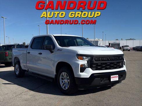 Used 2023 Chevrolet Silverado 1500 W/T w/ WT Value Package AWD/4WD image 1