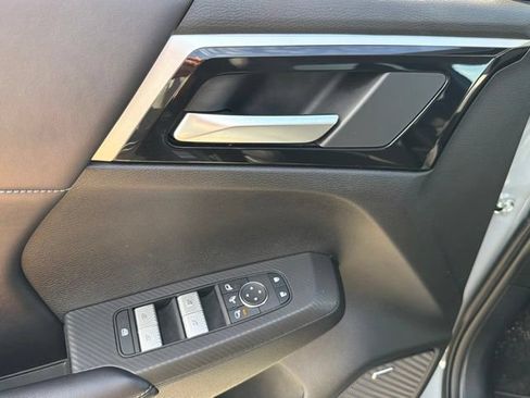 Used 2026 Mitsubishi Outlander SE FWD image 20