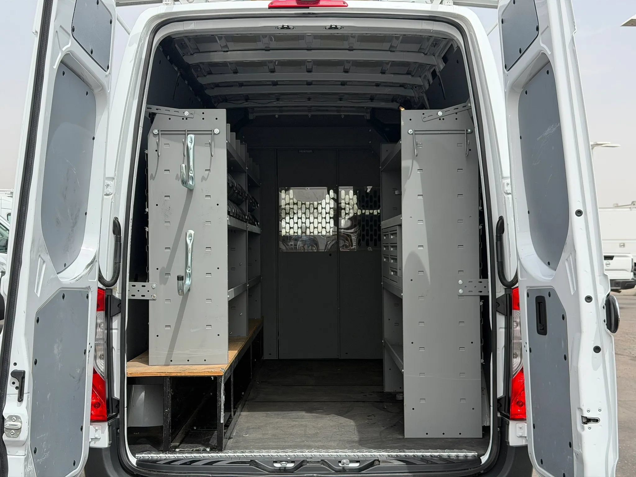 Used 2024 Mercedes-Benz Sprinter 2500 w/ Acoustic Package image 11