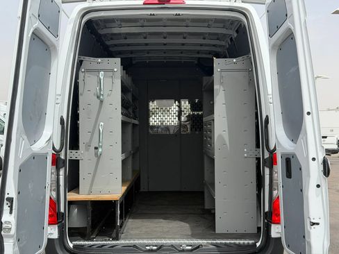 Used 2024 Mercedes-Benz Sprinter 2500 w/ Acoustic Package image 11