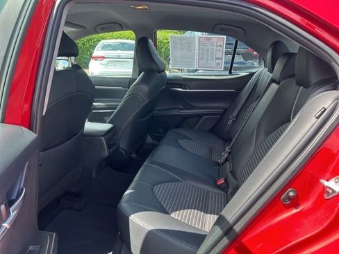 Used 2024 Toyota Camry SE FWD image 16