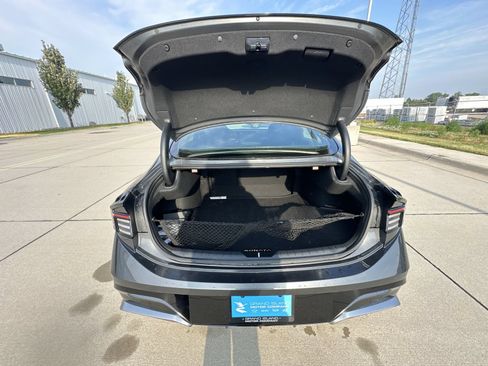 Used 2025 Hyundai Sonata SEL AWD/4WD image 24