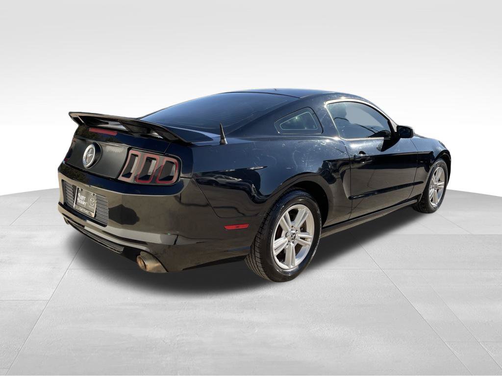 Used 2014 Ford Mustang Coupe RWD image 5