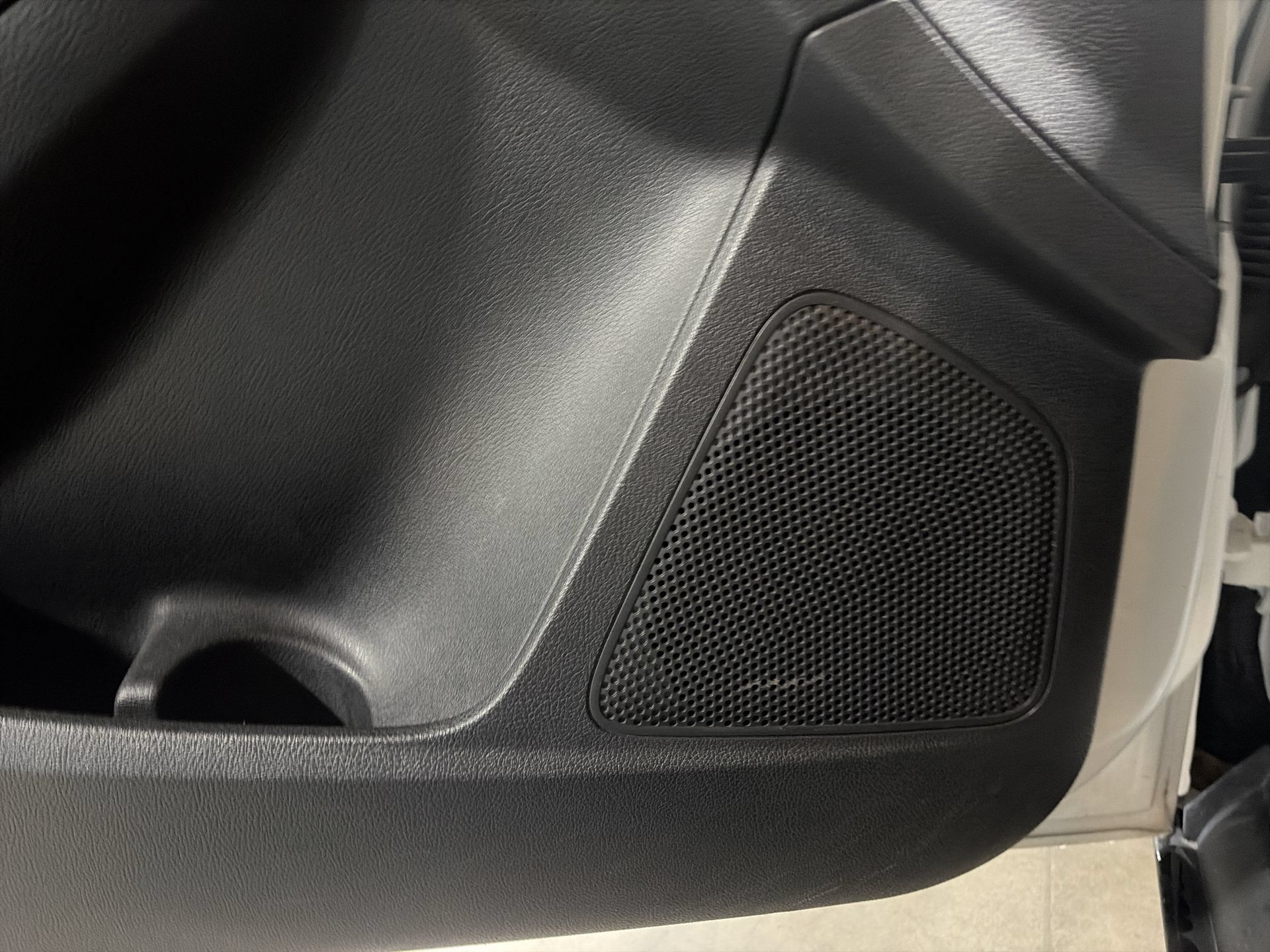 Used 2015 Ford Focus SE FWD image 26