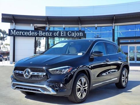 New 2025 Mercedes-Benz GLA 250 4MATIC image 1