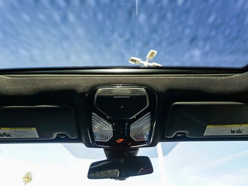 Certified 2023 BMW 330i Sedan w/ Parking Assistance Package image 12