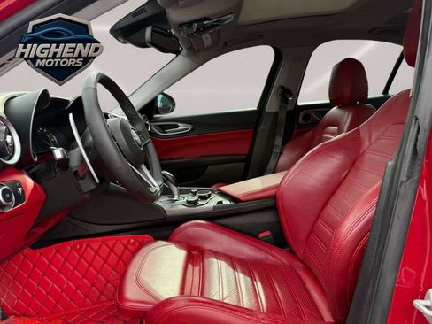 Used 2019 Alfa Romeo Giulia Ti Sport w/ Quick Order Package 22U Sport image 12