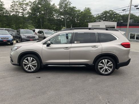 Used 2019 Subaru Ascent Limited AWD/4WD image 2