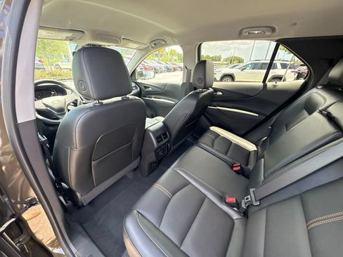 Used 2023 Chevrolet Equinox Premier FWD image 15